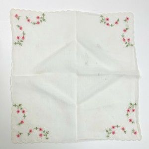 Vintage Pink Embroidered Flower Floral Victorian Hankie Handkerchief Scalloped